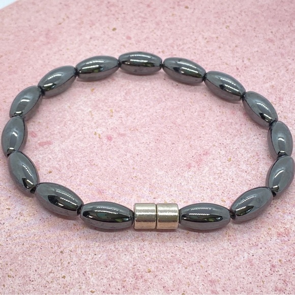 Bracelet Hematite Beads With Magnetic Clasp - Picture 3 of 6